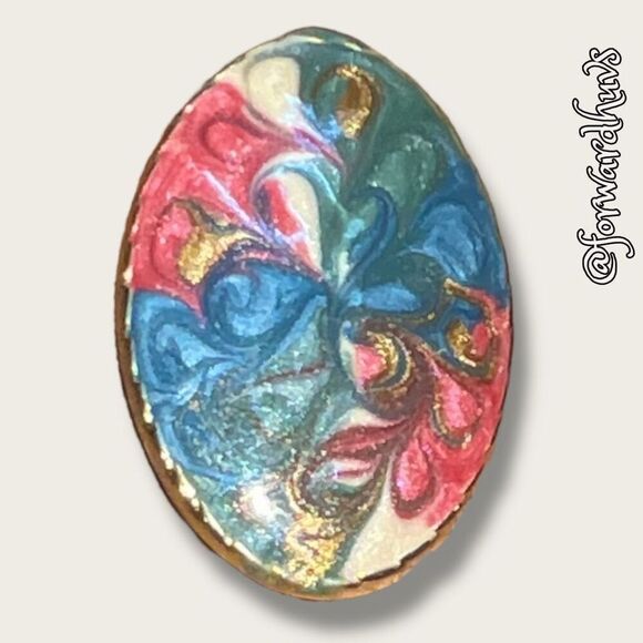 Bundle Sale 3 for $15 | Vintage Oval Enamel Swirl Clip-On Earrings - Picture 6 of 9